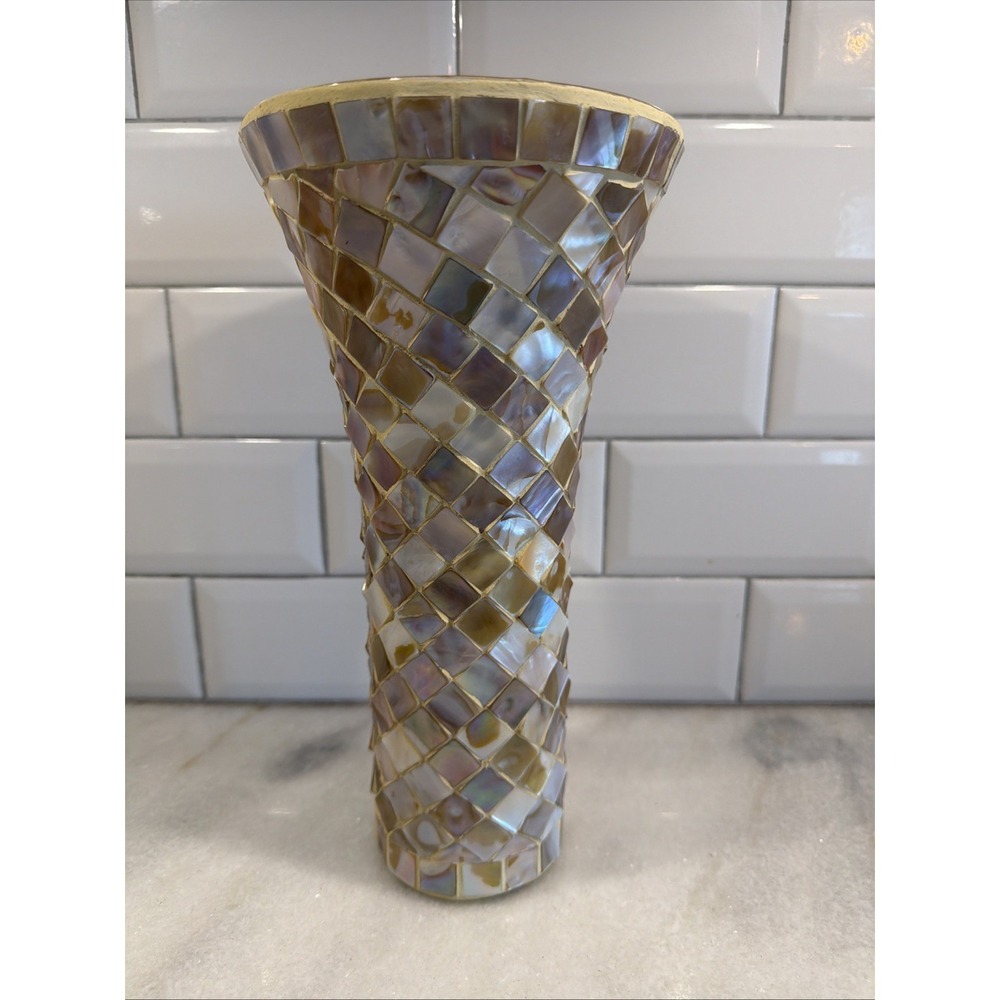 Vintage Mother Of Pearl‎ Mosaic Vase GW994